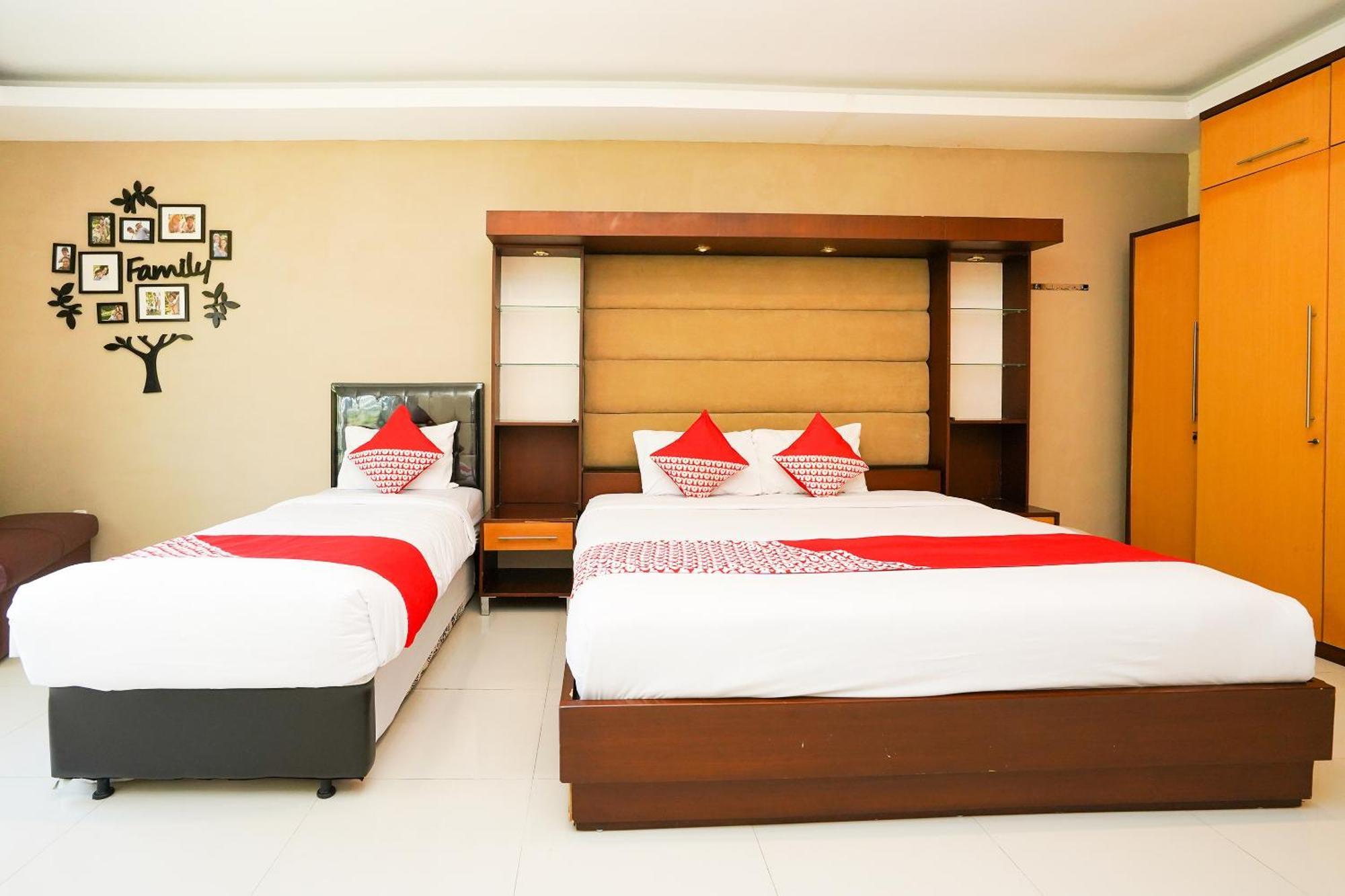 Super Oyo Capital O 175 K-60 Residence Σουραμπάγια Εξωτερικό φωτογραφία